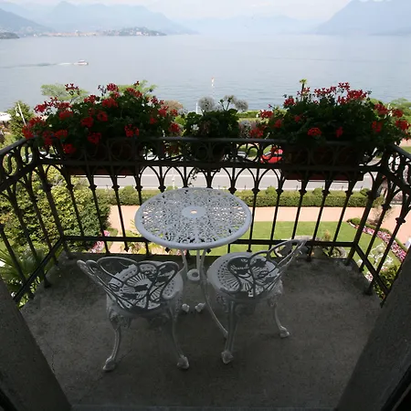 Grand Des Iles Borromees & فندق ستريزا