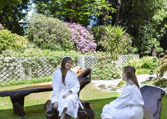 호텔 Grand Des Iles Borromees & 5*