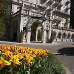 Hotel Grand Des Iles Borromees & 5*